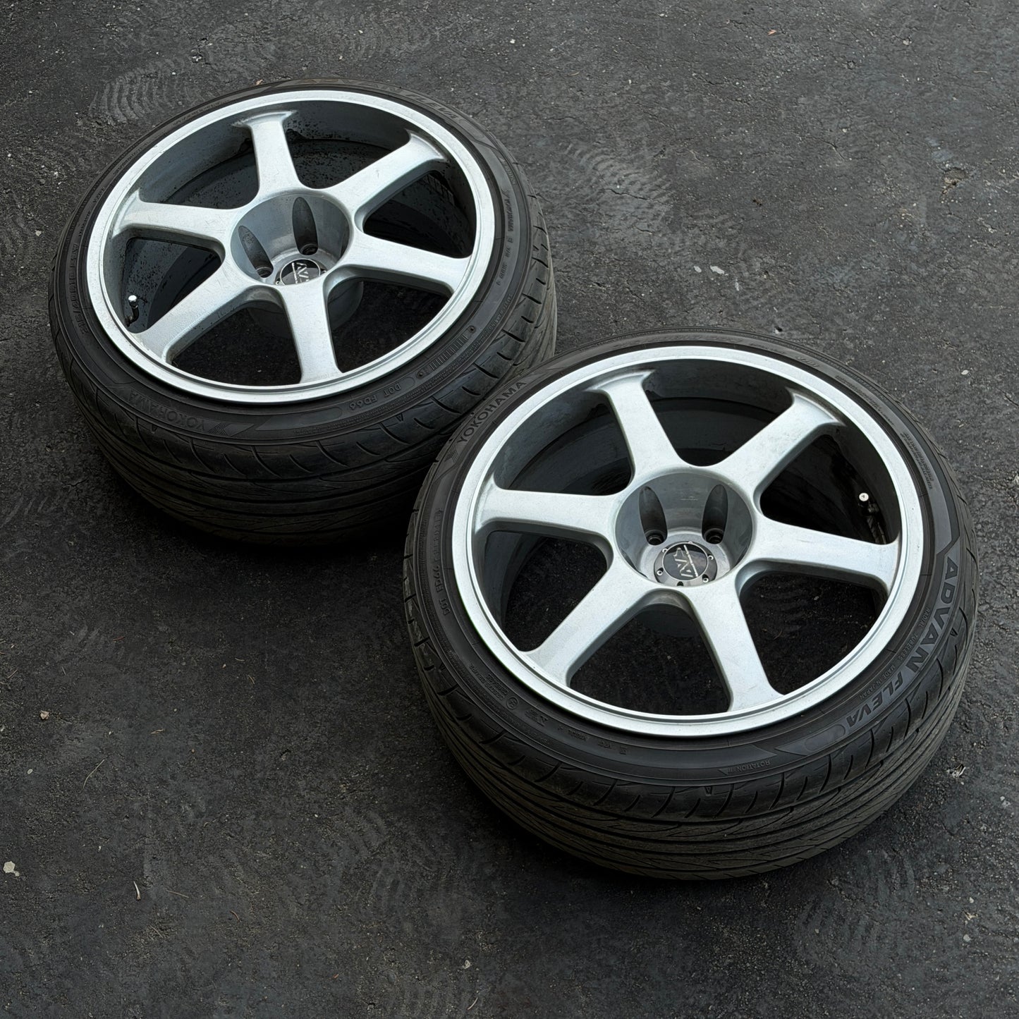 AVS Model 6 18x9j +20
