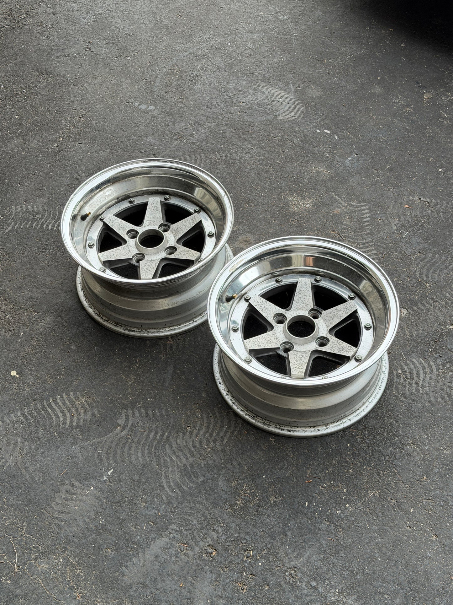 Longchamp XR-4 15x8 -13